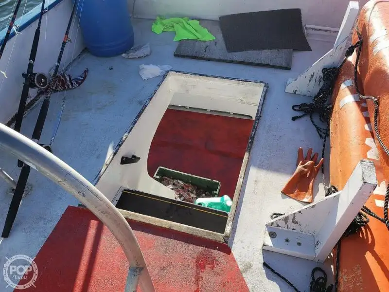 Kapal feri untuk dijual