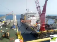 Tongkang penginapan untuk jualan