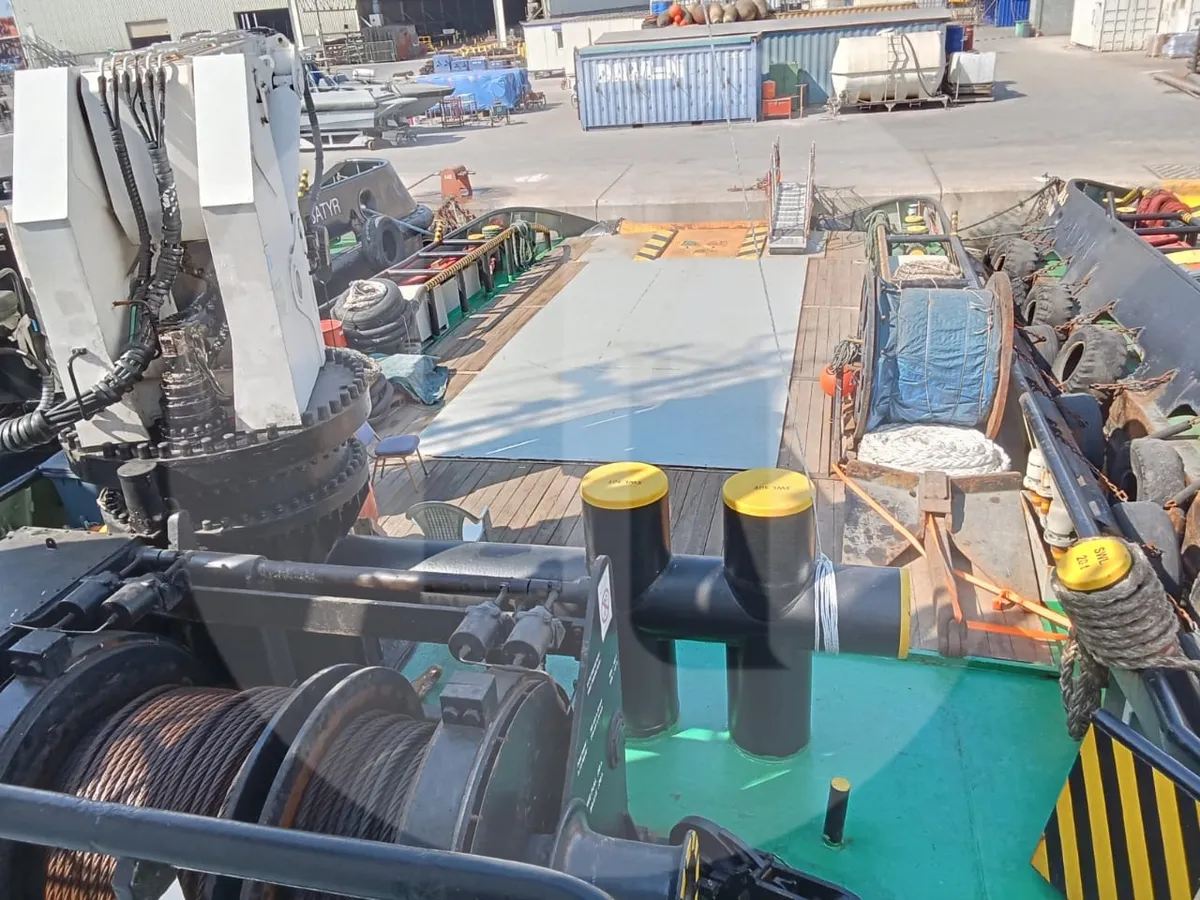 Kapal tunda untuk dijual