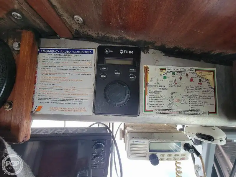 Kapal penyelamat untuk dijual