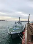 Kapal tinjauan untuk jualan