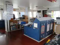 Kapal peti sejuk untuk dijual