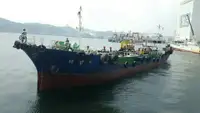 Oil/Chemical tanker untuk jualan