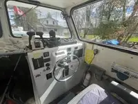 Kapal kerja untuk dijual