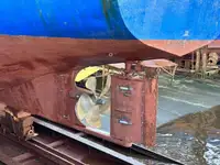 Kapal pengangkut pukal untuk dijual
