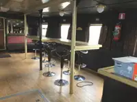 Kapal pelayaran untuk dijual