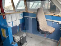 Kapal feri untuk dijual