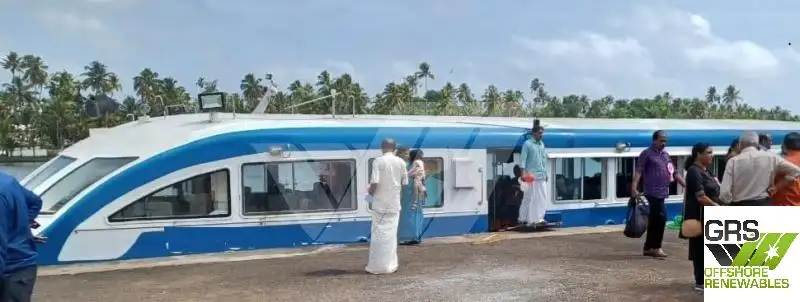 Kapal feri untuk dijual