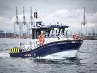 Kapal rondaan untuk dijual