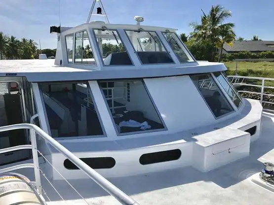 Kapal layar untuk dijual