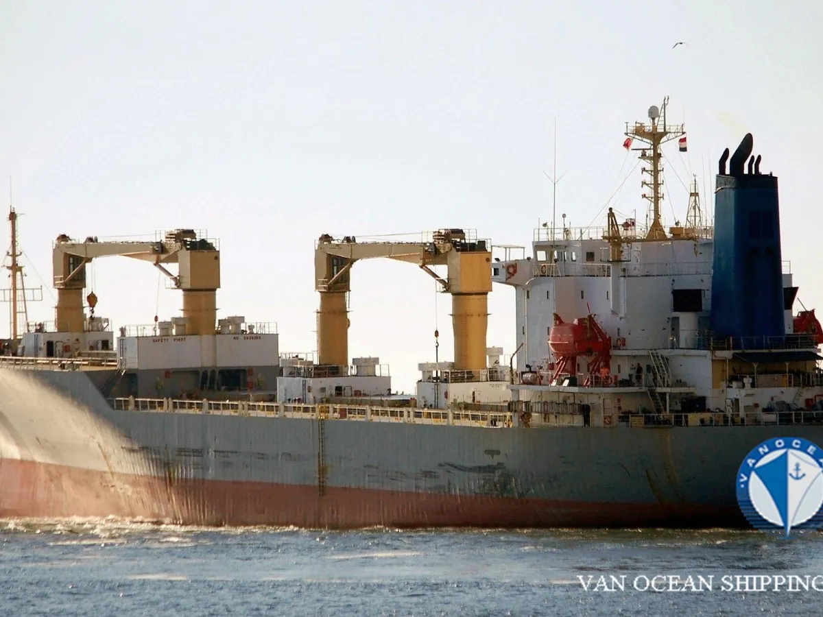 Kapal peti sejuk untuk dijual