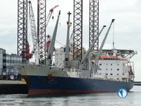 Kapal peti sejuk untuk dijual