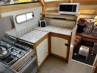 Kapal pelayaran untuk dijual
