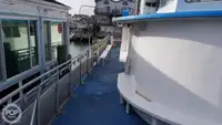 Kapal layar untuk dijual