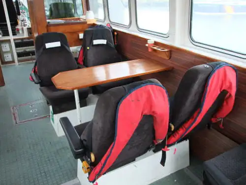 Kapal rondaan untuk dijual