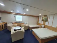 Kapal peti sejuk untuk dijual