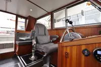 Kapal rondaan untuk dijual