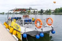 Kapal feri untuk dijual