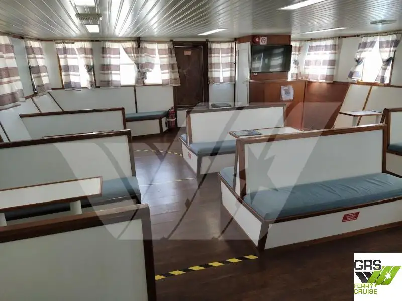 Kapal pelayaran untuk dijual
