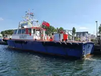 Kapal rondaan untuk dijual