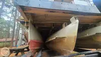 Kapal pelayaran untuk dijual