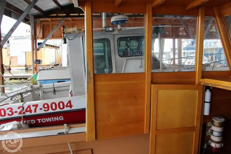 Kapal pemprosesan ikan untuk dijual