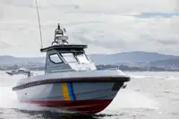 Kapal rondaan untuk dijual