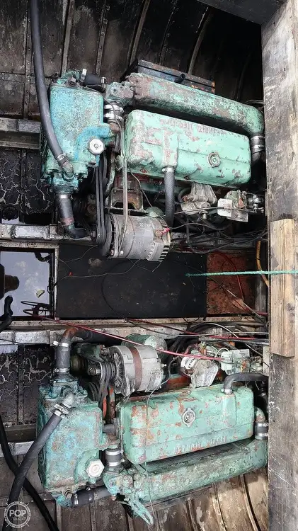 Kapal rondaan untuk dijual