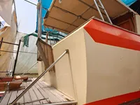 Kapal kerja untuk dijual