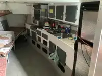 Kapal kerja untuk dijual