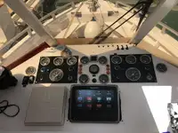 Kapal pelayaran untuk dijual