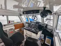 Kapal kerja untuk dijual