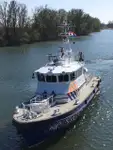 Kapal rondaan untuk dijual