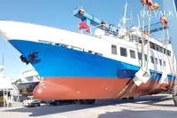 Kapal feri untuk jualan