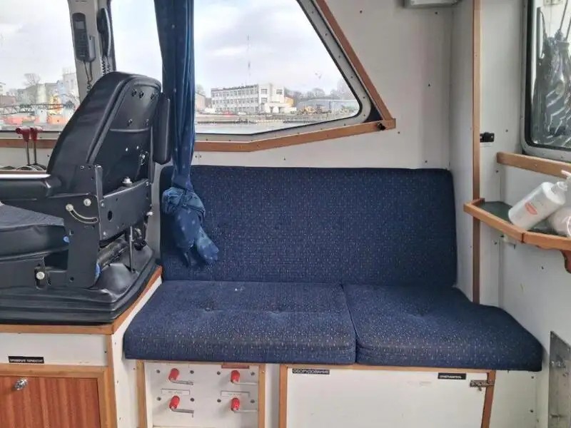 Kapal layar untuk dijual