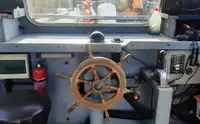 Kapal kerja untuk dijual