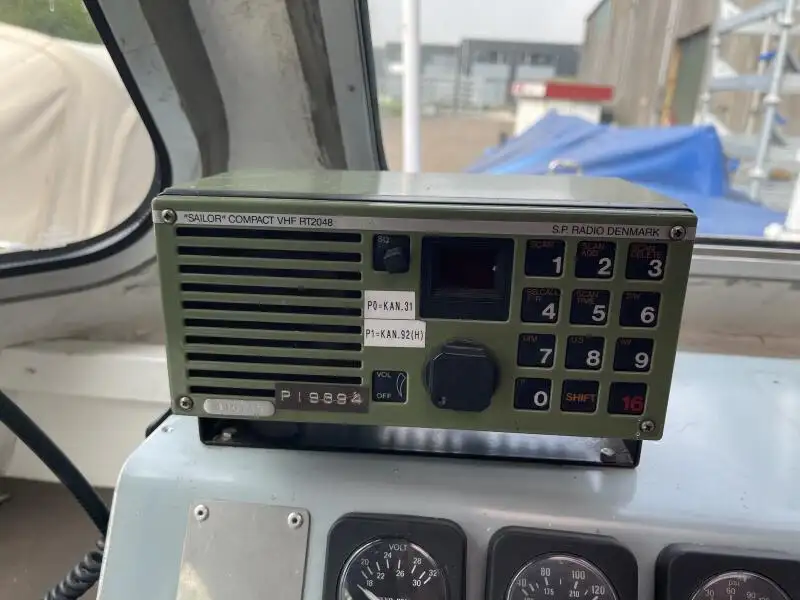 Kapal rondaan untuk dijual
