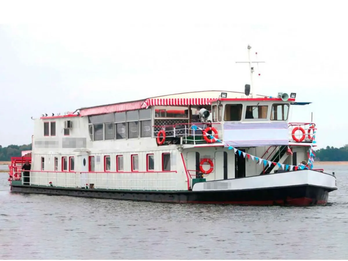 Kapal kontena untuk dijual