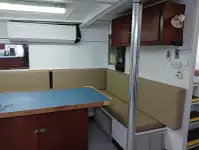 Kapal kontena untuk dijual