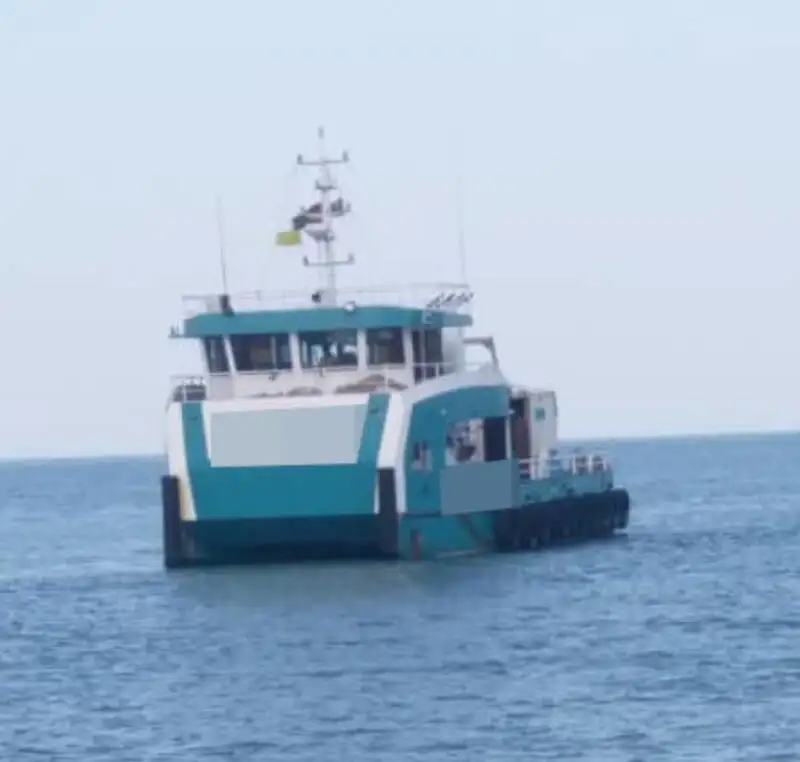 Kapal layar untuk dijual