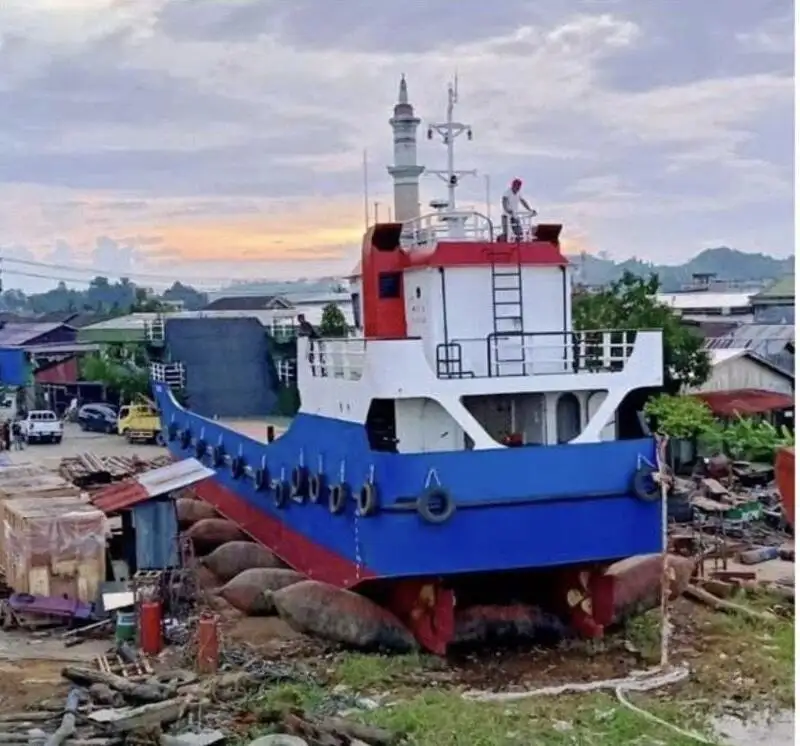 Kapal pendaratan, tangki untuk dijual