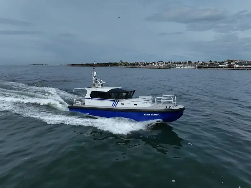 Kapal tunda untuk dijual