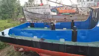 Kapal kerja untuk dijual