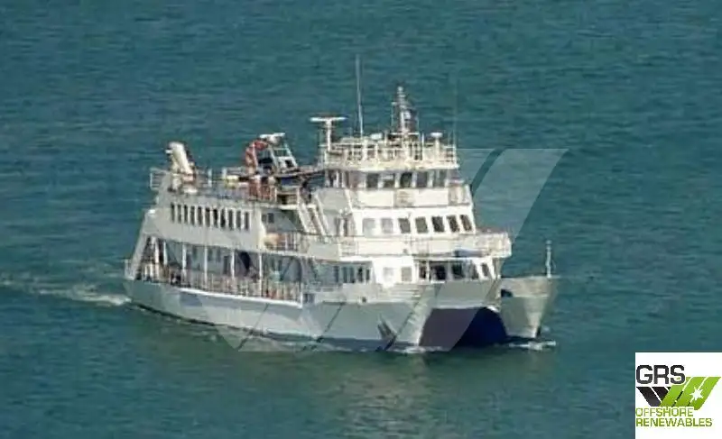 Kapal penumpang untuk dijual