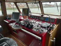Kapal rondaan untuk dijual