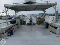 Kapal penyelamat untuk dijual