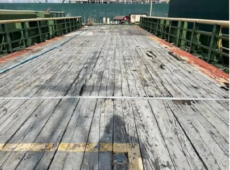 Kapal pelayaran untuk dijual