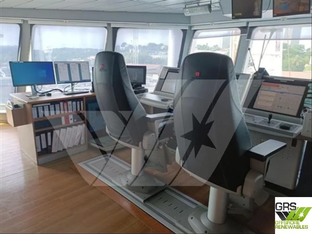 Kapal Bekal Pantas (FSV) untuk dijual
