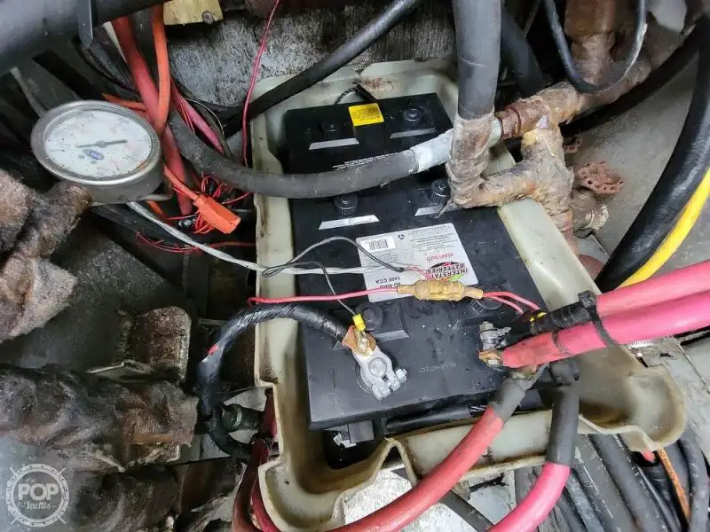 Kapal penyelamat untuk dijual