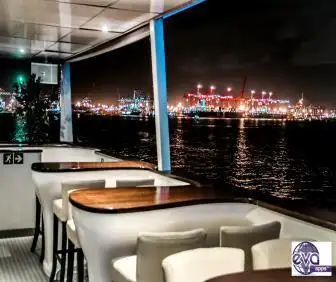 Kapal pelayaran untuk dijual